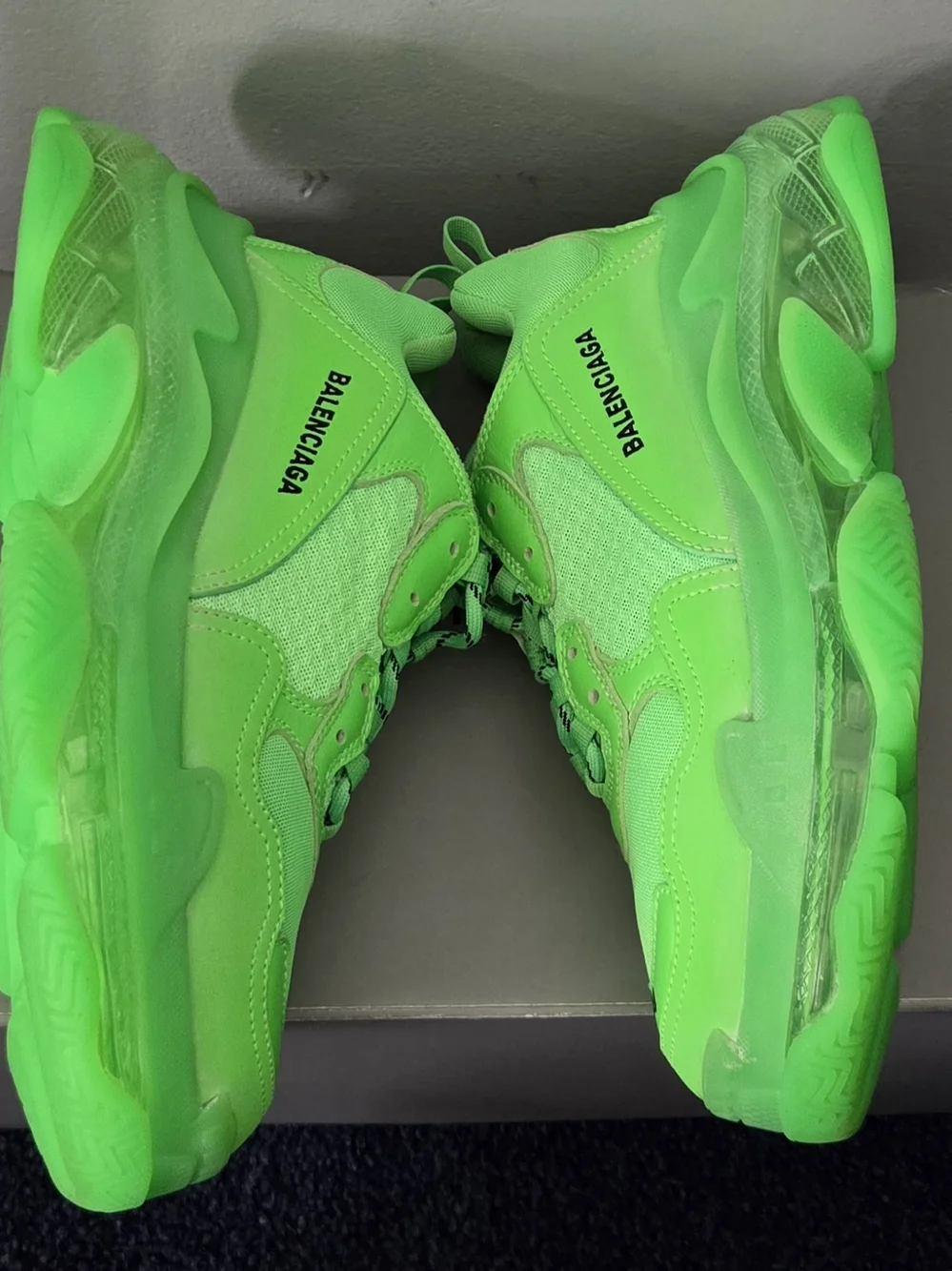 Balenciaga Triple S Green. Size 11 (44) . Excellent Condition - Picture 5 of 13